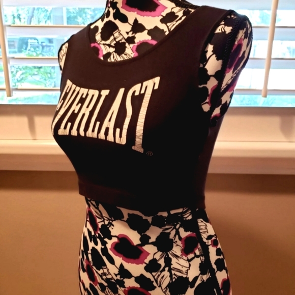 90s Vintage Everlast Crop Top - Picture 2 of 9